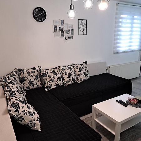 Stefan Apartman Novi Sad Exterior photo