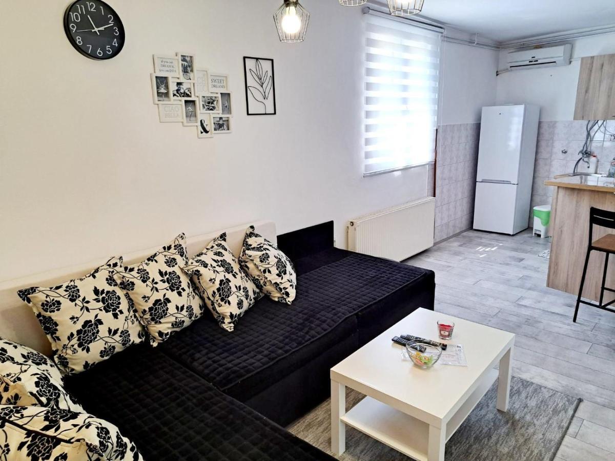 Stefan Apartman Novi Sad Exterior photo