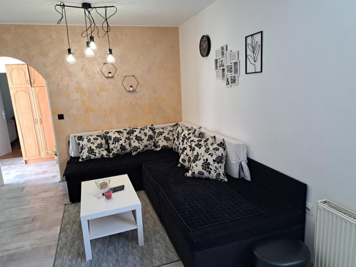 Stefan Apartman Novi Sad Exterior photo